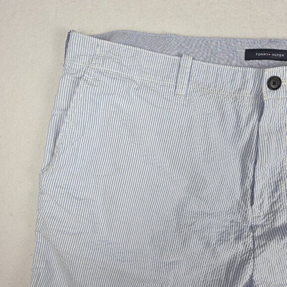 Tommy Hilfiger Men Shorts Size 40 Blue White Seersucker Preppy EUC Beach Striped - Picture 4 of 13